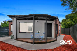 4 Hoop Court, MILL PARK, VIC 3082 AUS