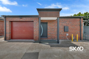 4 Hoop Court, MILL PARK, VIC 3082 AUS