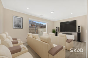 12 Watersedge Way, ROXBURGH PARK, VIC 3064 AUS