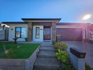 30 Oasis Avenue, MICKLEHAM, VIC 3064 AUS