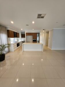 30 Oasis Avenue, MICKLEHAM, VIC 3064 AUS