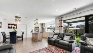 9 Mottlecah Circuit, CRAIGIEBURN, VIC 3064 AUS