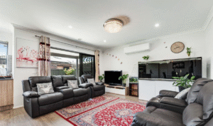 9 Mottlecah Circuit, CRAIGIEBURN, VIC 3064 AUS