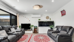 9 Mottlecah Circuit, CRAIGIEBURN, VIC 3064 AUS