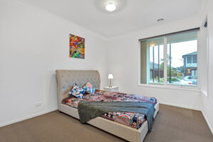 18 Hickory Road, MICKLEHAM, VIC 3064 AUS