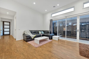 18 Hickory Road, MICKLEHAM, VIC 3064 AUS