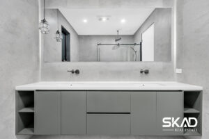 WOLLERT, VIC 3750 AUS