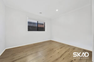 77 Moxham Drive, KALKALLO, VIC 3064 AUS