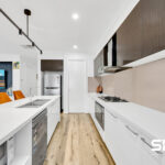 77 Moxham Drive, KALKALLO, VIC 3064 AUS