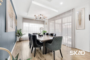 77 Moxham Drive, KALKALLO, VIC 3064 AUS