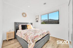 77 Moxham Drive, KALKALLO, VIC 3064 AUS