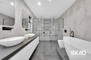 19 Lakeside Drive, WOLLERT, VIC 3750 AUS