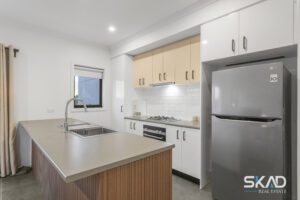 36 Kobe Crescent, WOLLERT, VIC 3750 AUS