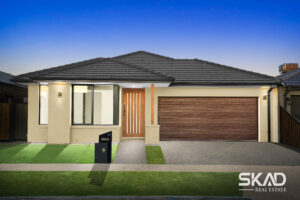 13 Denmead Drive, DONNYBROOK, VIC 3064 AUS