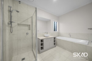 13 Denmead Drive, DONNYBROOK, VIC 3064 AUS