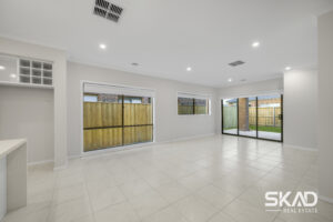 13 Denmead Drive, DONNYBROOK, VIC 3064 AUS