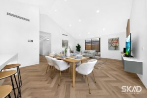 WOLLERT, VIC 3750 AUS