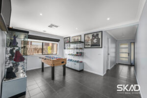 8 Amberfield Street, MICKLEHAM, VIC 3064 AUS