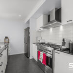 8 Amberfield Street, MICKLEHAM, VIC 3064 AUS