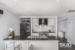 8 Amberfield Street, MICKLEHAM, VIC 3064 AUS