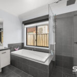 8 Amberfield Street, MICKLEHAM, VIC 3064 AUS