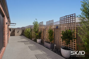 8 Amberfield Street, MICKLEHAM, VIC 3064 AUS