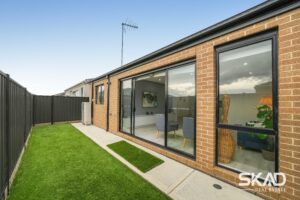 32 Ambigua Way, DONNYBROOK, VIC 3064 AUS