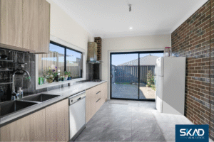 32 Arnaud Loop, WOLLERT, VIC 3750 AUS