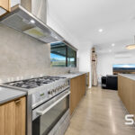 9 Mottlecah Circuit, CRAIGIEBURN, VIC 3064 AUS