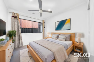 9 Mottlecah Circuit, CRAIGIEBURN, VIC 3064 AUS