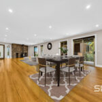 10 Sanctuary Rise, MICKLEHAM, VIC 3064 AUS