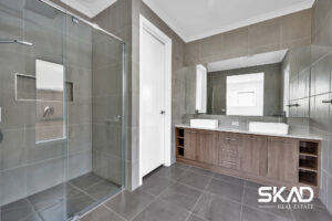 MICKLEHAM, VIC 3064 AUS