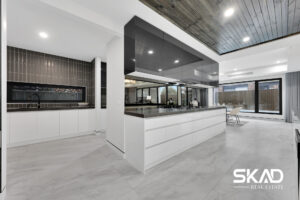 19 Lakeside Drive, WOLLERT, VIC 3750 AUS