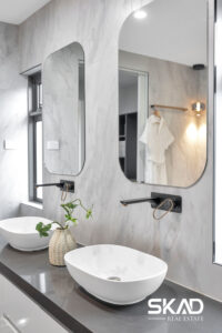 19 Lakeside Drive, WOLLERT, VIC 3750 AUS