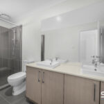 5 Voyager Drive, WOLLERT, VIC 3750 AUS