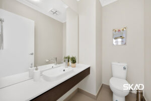 27 Nesting Vista, CRAIGIEBURN, VIC 3064 AUS