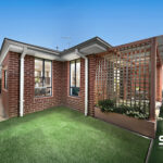 27 Nesting Vista, CRAIGIEBURN, VIC 3064 AUS