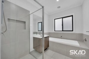 5 League Road, DONNYBROOK, VIC 3064 AUS