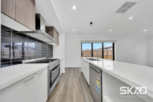 5 League Road, DONNYBROOK, VIC 3064 AUS