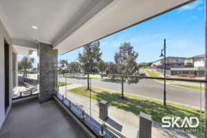 57 Charteris Drive, CRAIGIEBURN, VIC 3064 AUS