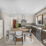 18 Saint Road, CRAIGIEBURN, VIC 3064 AUS