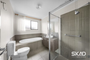 18 Saint Road, CRAIGIEBURN, VIC 3064 AUS