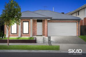 16 Brotus Way, DONNYBROOK, VIC 3064 AUS