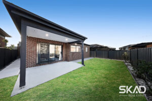 9 Mottlecah Circuit, CRAIGIEBURN, VIC 3064 AUS