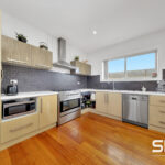 17 Chinnock Court, CRAIGIEBURN, VIC 3064 AUS