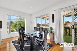 17 Chinnock Court, CRAIGIEBURN, VIC 3064 AUS