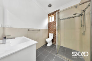 17 Chinnock Court, CRAIGIEBURN, VIC 3064 AUS