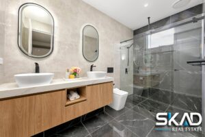 59 Leyburn Parade, WOLLERT, VIC 3750 AUS