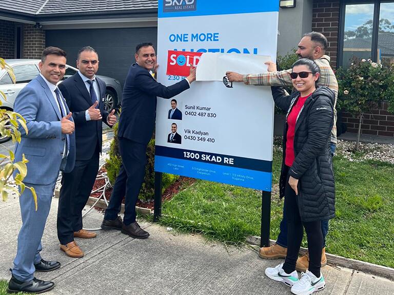 Raj Singh providing property appraisal in Beveridge