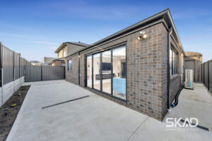 18 Xenolith Drive, CRAIGIEBURN, VIC 3064 AUS